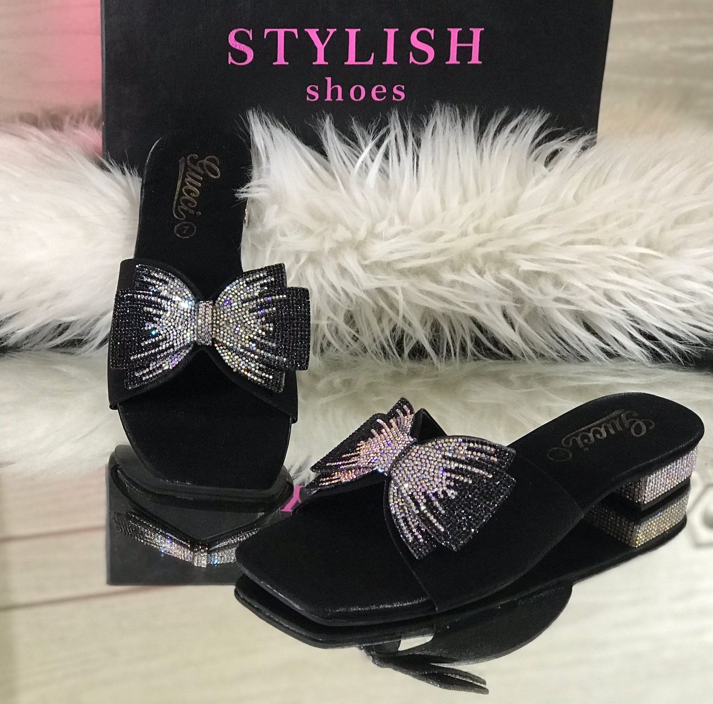 Luxury Flats with Rhinestone Bow – Black Elegant Slip-Ons for Women